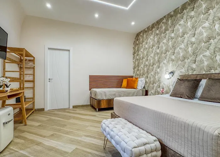 Caracciolo 21 3* Neapol